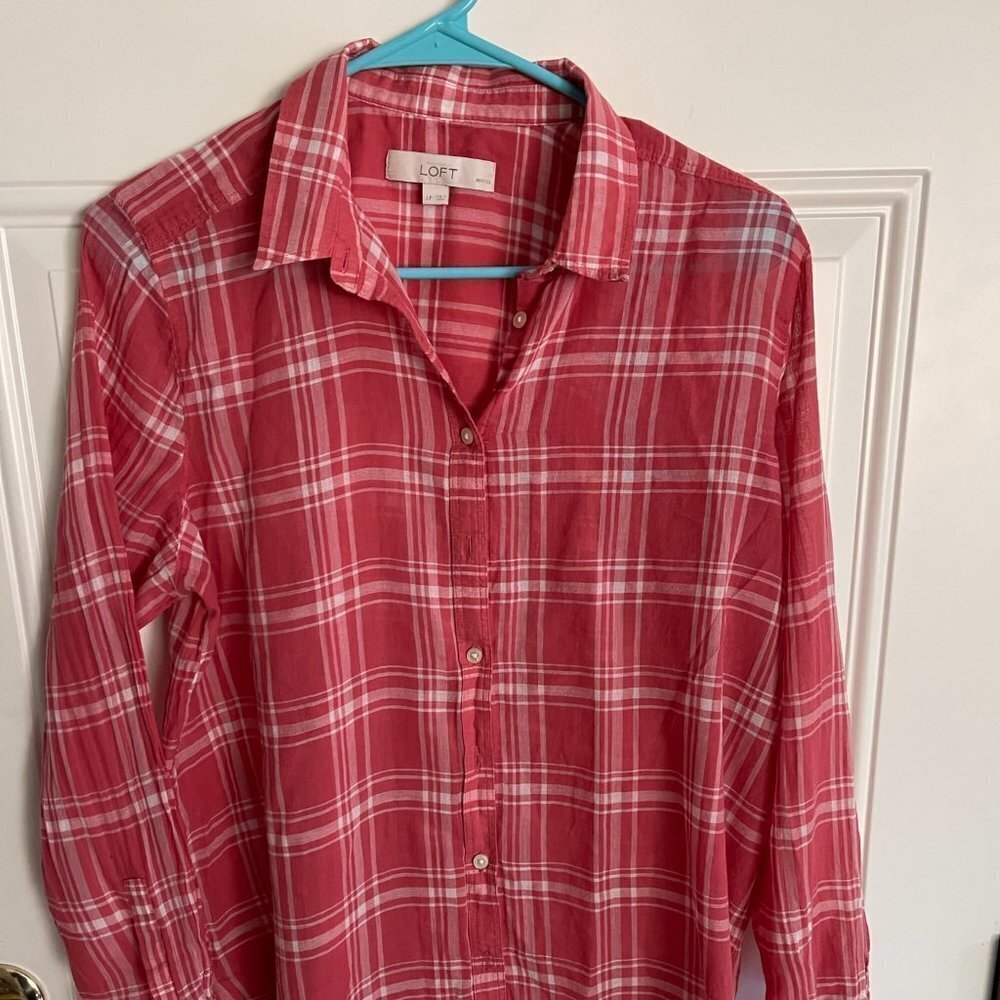 ANN Taylor Loft Woman's Large Petite Peach Plaid Lightweight Button Front Blouse